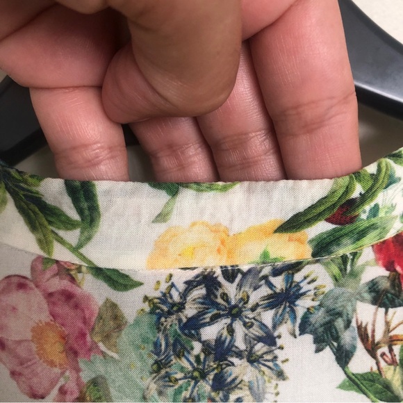 Floral print tunic top. - Picture 7 of 8